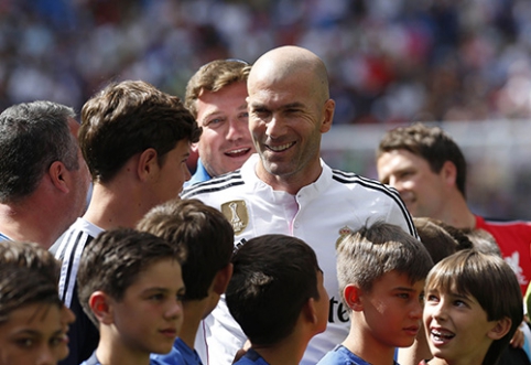 Zidane'as: būčiau be dvejonių stojęs už "Real" vairo