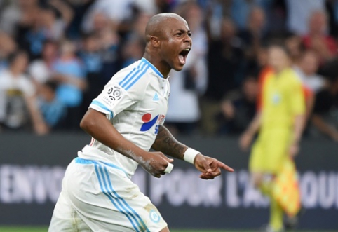 Oficialu: A.Ayew pasirašė ketverių metų kontraktą su "Swansea"