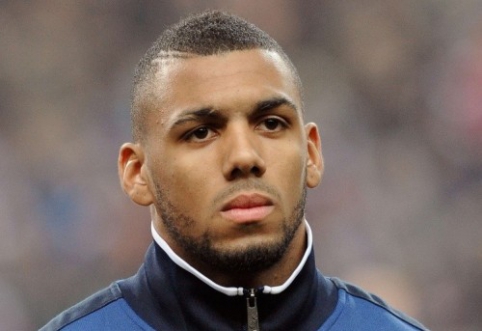 Oficialu: Y. M'Vila keliasi į "Sunderland"