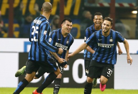 J. Cuadrado vedamas "Juventus" laimėjo derbį, "Inter" palaužė "Roma" (VIDEO)