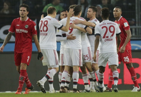 "Bayern" džiaugėsi minimalia pergale, o "Borussia" patyrė pralaimėjimą (VIDEO)