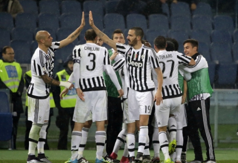 "Juventus" įveikė "Lazio" ir žengė į "Coppa Italia" pusfinalį, "Serie A" mače - "Sassuolo" bei "Torino" lygiosios