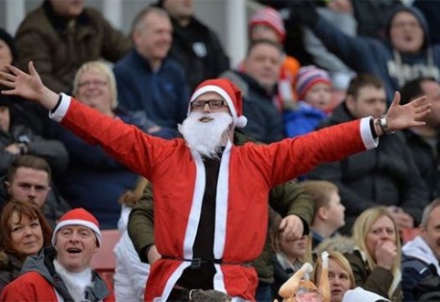 "Man Utd" rungtynių metu stadione užmigo sirgalius (VIDEO)