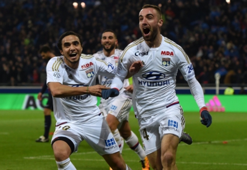 PSG pirmąjį pralaimėjimą "Ligue 1" patyrė prieš "Lyon", "Monaco" prarado taškus (VIDEO)