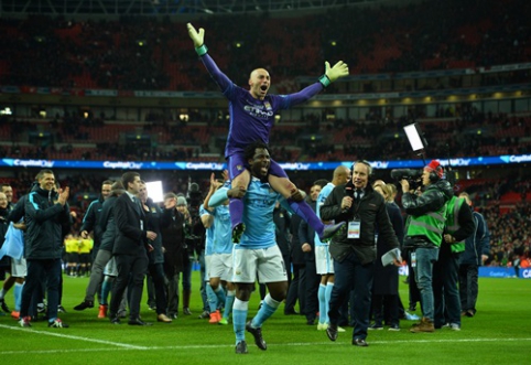 Neįtikėtinai 11 metrų baudinio serijoje sužaidęs W. Caballero atnešė "Man City" klubui "Capital One Cup" trofėjų (VIDEO, FOTO)