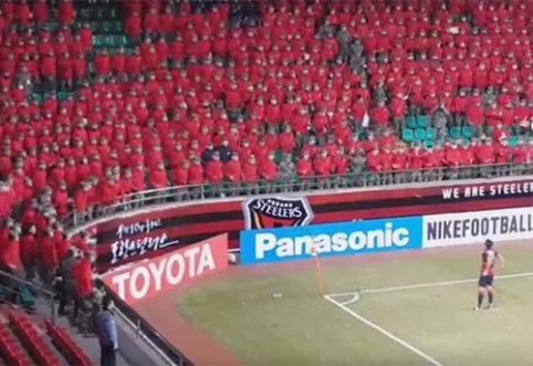 Pietų Korėjoje fanai tiksliai atkartojo kiekvieną žaidėjo judesį (VIDEO)