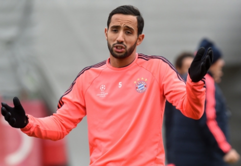 "Arsenal" mėgins įsigyti M. Benatia