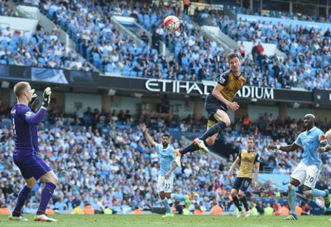 Kovoje dėl kelialapio į Čempionų lygą - prarasti "Man City" taškai (VIDEO)