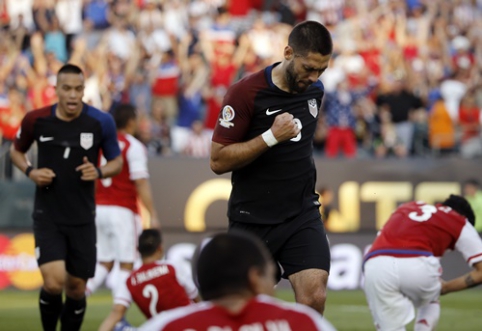 "Copa America": skirtingai pasirodžiusios JAV ir Kolumbijos rinktinės žengė tolyn (VIDEO)