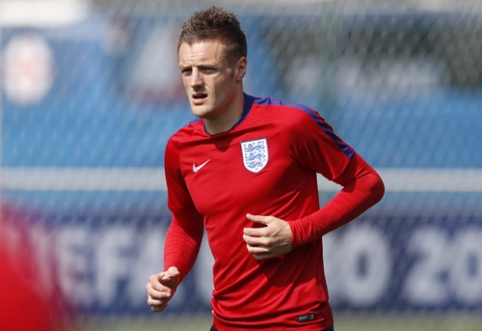 Birželio 7 d. transferai ir gandai: "Arsenal" nesulaukė J. Vardy atsakymo, "Man Utd" leis išvykti krūvai žaidėjų