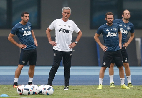 J.Mourinho pradeda žaidėjų valymo darbus "Man Utd" ekipoje