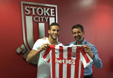 Oficialu: "Stoke City" sukirto rankomis su perspektyviu egiptiečiu (VIDEO)