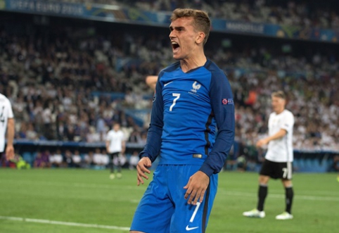 T. Henry jau lygina A. Griezmanną su Z. Zidane'u bei M. Platini