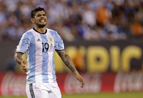 Oficialu: E. Banega sukirto rankomis su "Inter"