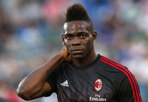 Su "Liverpool" klubu sezonui ruošis ir M. Balotelli