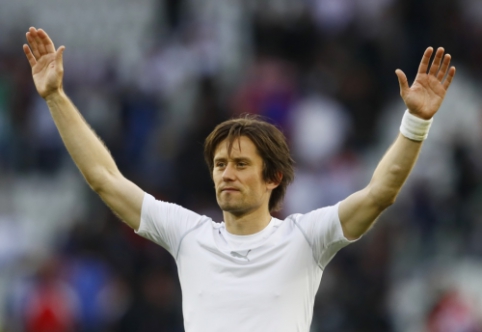 Oficialu: T. Rosicky grįžta į gimtinę