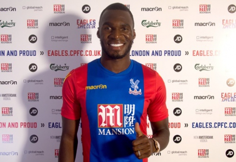 Oficialu: C. Benteke už 32 mln. svarų sterlingų keliasi į "Crystal Palace"