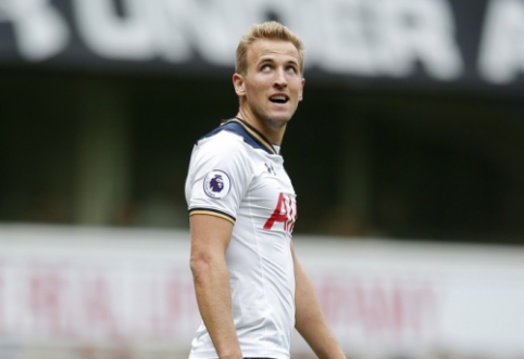 "Tottenham" rengiasi H. Kane'o algą padidinti daugiau nei dukart