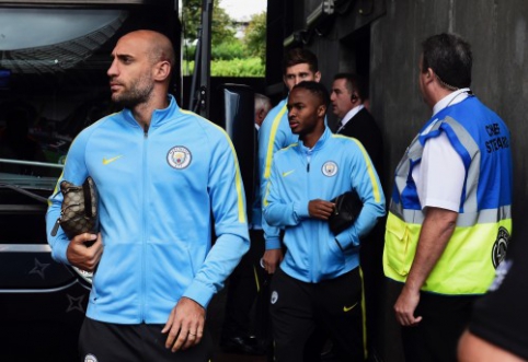 P. Guardiola neleidžia "Man City" žaidėjams naudotis internetu