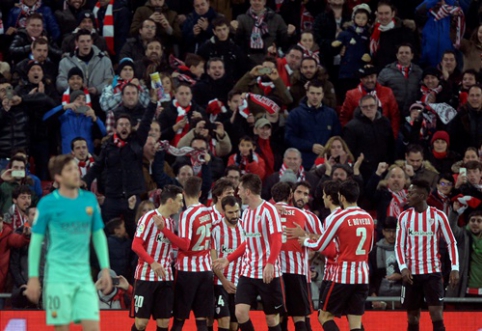 Be dviejų išvarytų žaidėjų rungtynių pabaigoje likęs "Athletic" palaužė "Barcą" (VIDEO)