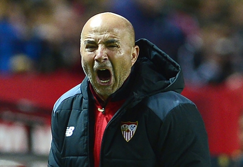 "Sevilla" bando išlaikyti "Barcos" akiratyje atsidūrusį J.Sampaoli