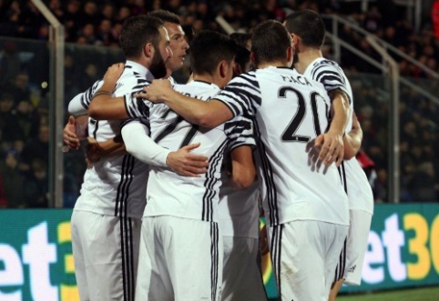 Serie A: "Juventus" laimėjo svečiuose, "Milan" devyniese įveikė "Bologna" (VIDEO)