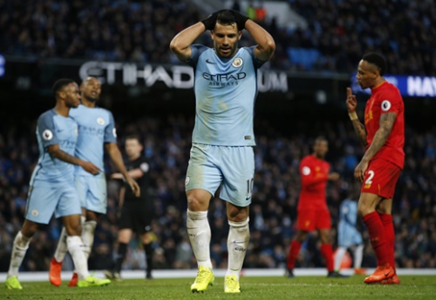 "Man City" ir "Liverpool" futbolininkai išsiskyrė lygiosiomis (VIDEO)