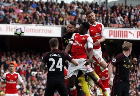 "Arsenal" ir "Man City" dvikovoje - rezultatyvios lygiosios (VIDEO)