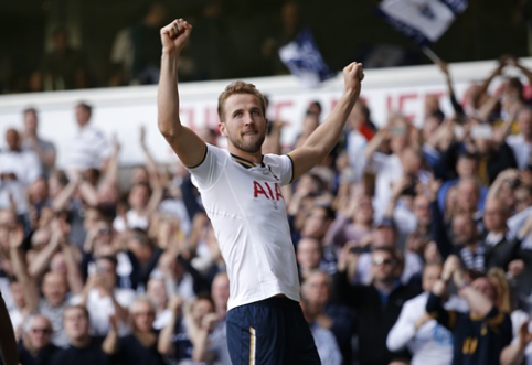 "Tottenham" su "White Hart Lane" stadionu atsisveikino iškovoję pergalę prieš "Man Utd" (VIDEO)