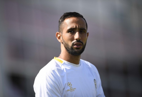 Oficialu: "Juventus" įgijo visas teises į M. Benatia