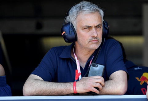 J.Mourinho prašneko apie atliekamą gaisrininko rolę