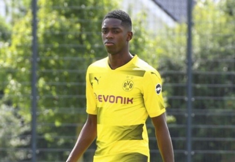 Oficialu: O. Dembele keliasi į "Barcelona"