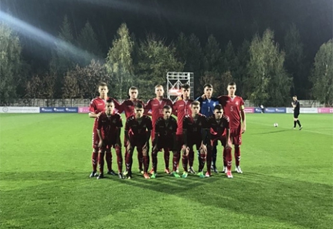 U-17 rinktinė garbingai pralaimėjo rumunams