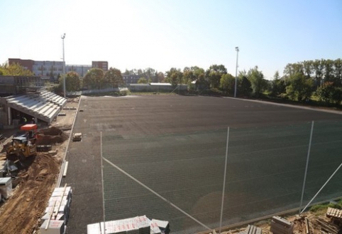 Pavydą vilniečiams keliantis Širvintų stadionas netrukus bus baigtas