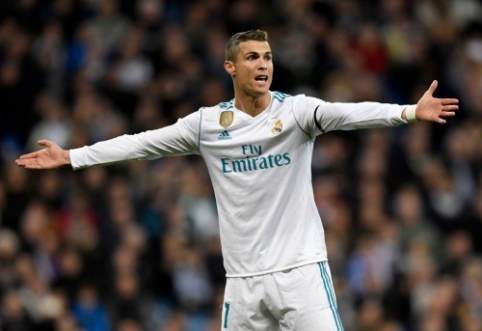 C. Ronaldo: noriu septynių vaikų ir septynių "Ballon d'Or"