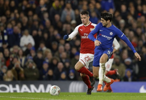 "Chelsea" ir "Arsenal" lygos taurės pusfinalyje išsiskyrė be įvarčių (VIDEO)