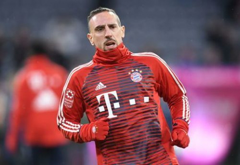 Xavi kviečia F. Ribery į Katarą