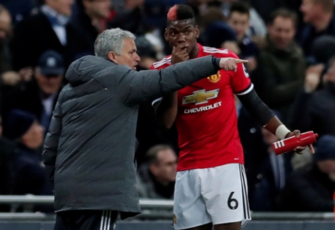 J. Mourinho rungtynėse prieš "Tottenham" liejo pyktį ant P. Pogba (VIDEO)