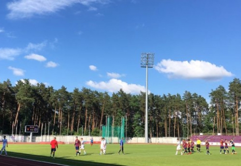 Sudėtį atnaujinusi Alytaus „Dainava“ nusileido Suvalkų „Wigry“ vienuolikei 