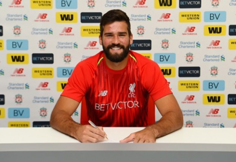 Oficialu: "Liverpool" už rekordinę sumą įsigijo Alissoną