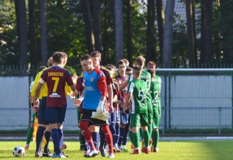 Alytaus „Dainava“ atsisveikino su dviem futbolininkais 