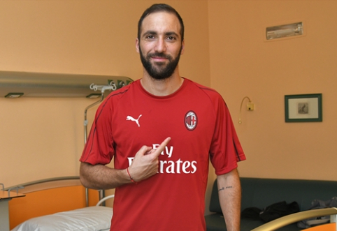 Oficialu: G. Higuainas ir M. Caldara tapo "Milan" žaidėjais, L. Bonucci grįžta į "Juve"