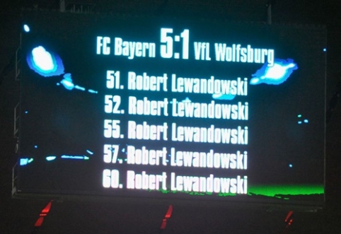 Lygiai prieš tris metus Lewandowskis savo pasirodymu perrašė "Bundesliga" istoriją
