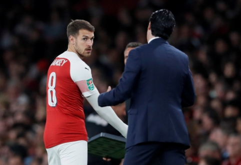 "Arsenal" išklausys komandų pasiūlymus dėl Ramsey