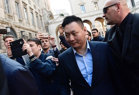 Berlusconi brolis: Li Yonghongas prarado pusę milijardo eurų