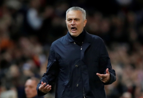 Liežuvio prieš kameras nenulaikęs J. Mourinho turės pasiaiškinti už savo veiksmus