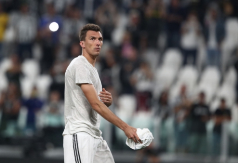 "Juventus" siūlys naują kontraktą M. Mandžukičiui