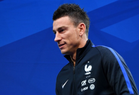 Karjerą Prancūzijos rinktinėje baigęs L. Koscielny sukritikavo D. Deschampsą