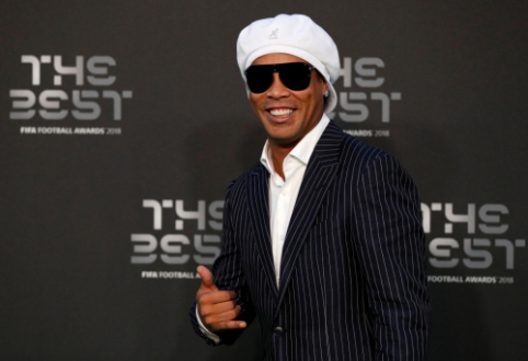 Legendinis Ronaldinho artėja link bankroto ribos