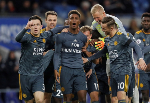 "Leicester" pergalingai paminėjo žuvusio savininko atminimą, "Spurs" vos neprisižaidė išvykoje